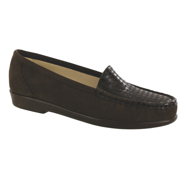 Women's Simplify Slip On Loafer Brown Tetris